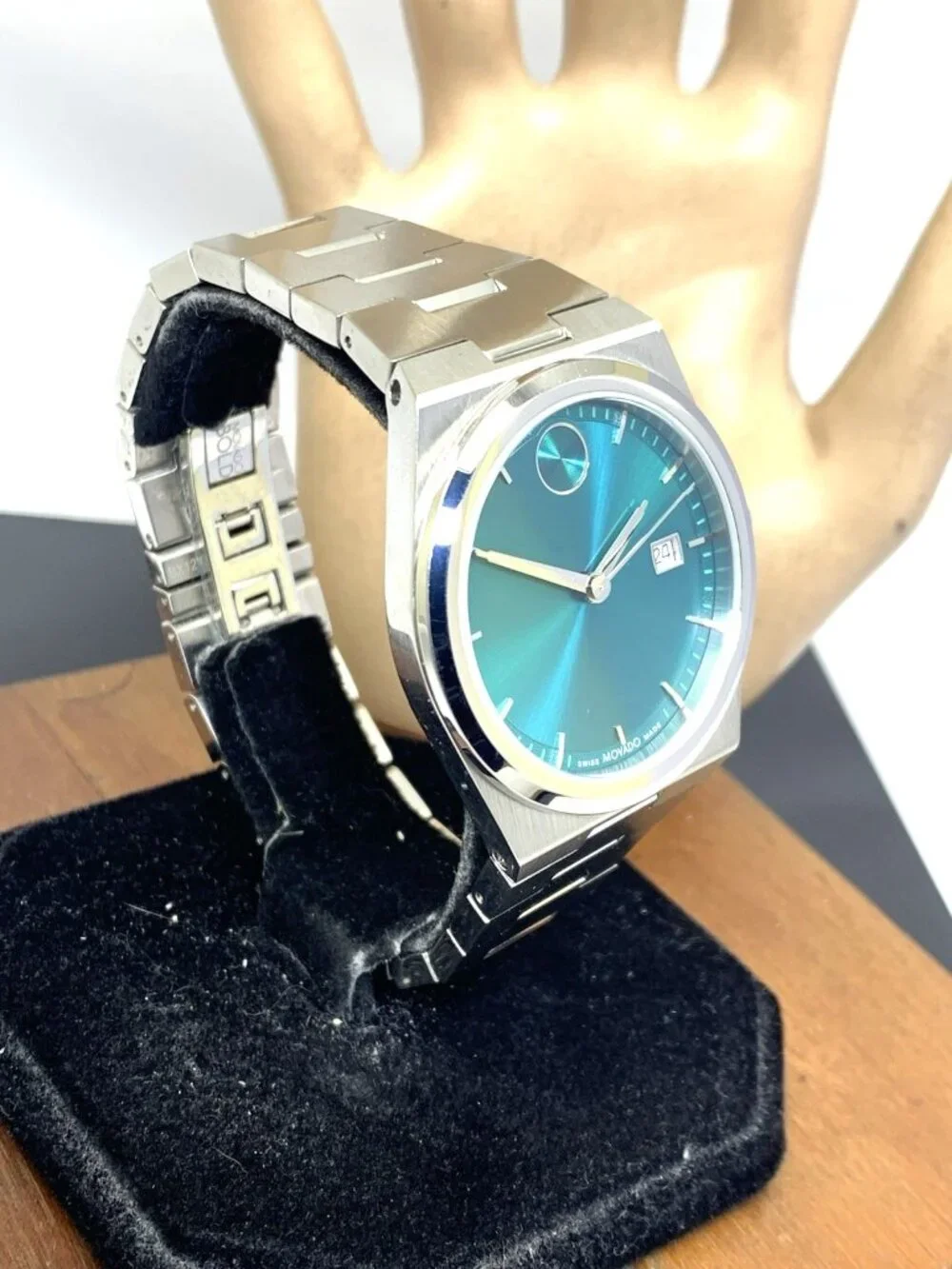 Movado Men's Watch 3601222 Bold Quest Swiss Quartz Green-Blue Silver Steel 40mm
